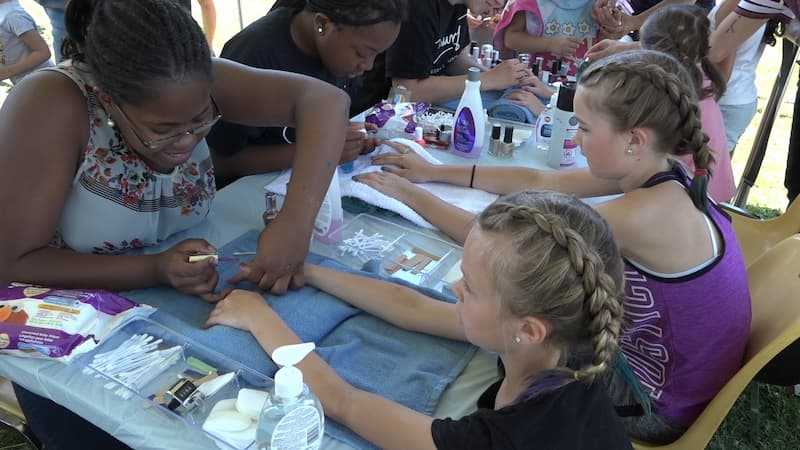 Free nail painting at Big Give event.
